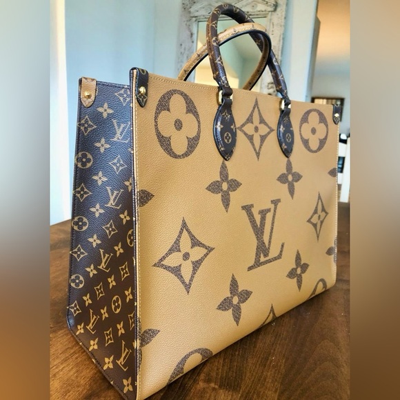 Louis Vuitton OnTheGo bag - Picture 4 of 5